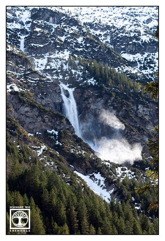 avalanche, snow in the mountains
