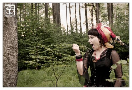 funny outtakes photoshooting, gypsy photoshooting, forest photoshooting