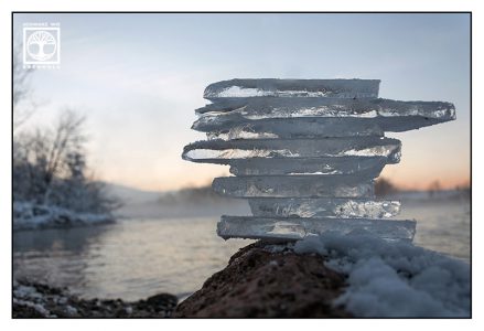 ice floats, ice tower