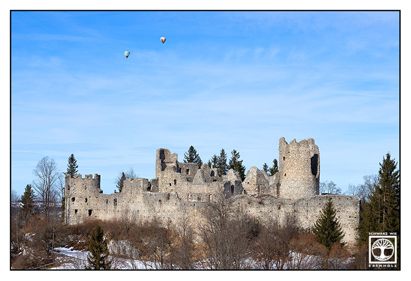 Castle Hohenfreyberg, castle, Hohenfreyberg winter, hot-air balloons